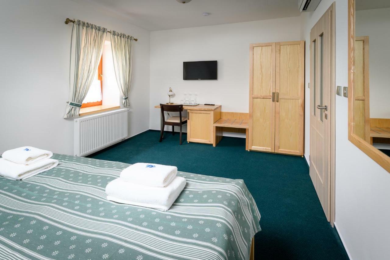 Hotel Vencluv Statek à Javornice Chambre photo